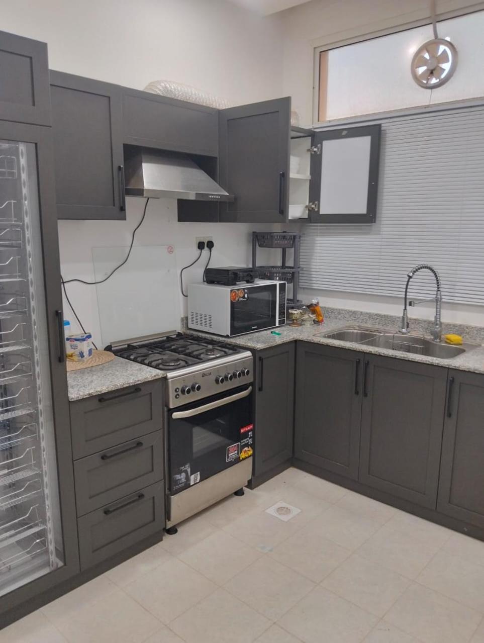 Dahariz Beach Apartment 살랄라 외부 사진